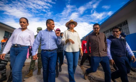 VISITA GOBERNADORA GRACIELA DOMÍNGUEZ, A FAMILIAS AFECTADAS POR MAREAS ALTAS EN EL CAMPO PESQUERO LAS AGUAMITAS, NAVOLATO