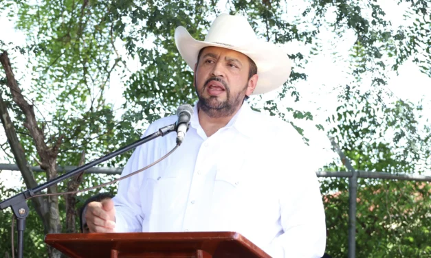 INAUGURA ISMAEL BELLO ESQUIVEL, LABORATORIO DE INSECTOS BENÉFICOS PARA LA AGRICULTURA EN LA REGIÓN DEL EVORA