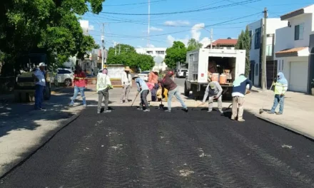 JAPAC CONCLUYE REPARACIÓN DE COLECTOR EN VILLAS DEL RÍO; ESTA TARDE SE REABRIRÁ LA VIALIDAD
