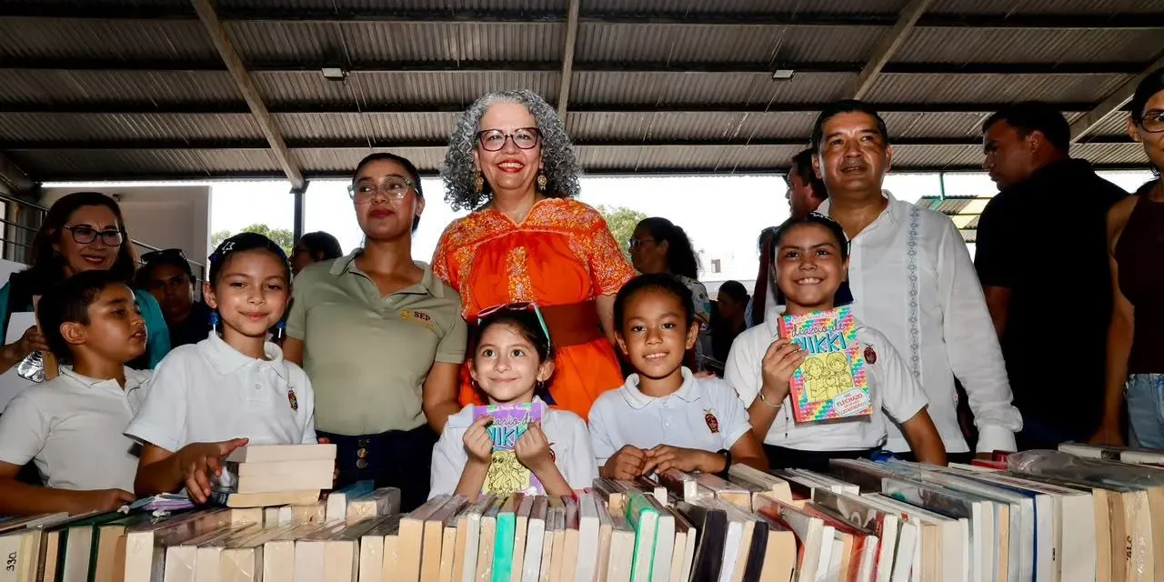 LA CULTURA Y EL ARTE REGENERAN EL TEJIDO SOCIAL, EXPRESA GOBERNADORA GRACIELA DOMÍNGUEZ, AL INAUGURAR EL FESTIVAL CULTURAL SINALOA 2026