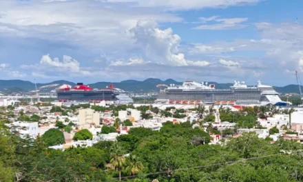 MAZATLÁN ALCANZA LOS 100 CRUCEROS TURÍSTICOS EN EL AÑO, CON MÁS DE 367 MIL VISITANTES Y UNA DERRAMA SUPERIOR A 587 MILLONES DE PESOS