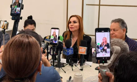 LA CIUDADANÍA DEBE ELEGIR QUIEN ENCABECE LA LUCHA POLÍTICA CONTRA LOS MORENISTAS EN EL 2027: PAOLA GÁRATE