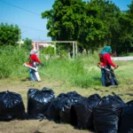 PARQUES Y JARDINES REALIZA TRABAJOS DE MANTENIMIENTO EN EL PARQUE LINEAL SENDERO DE PAZ
