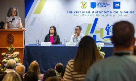 PROFESIONALES DE LA SOCIOLOGÍA Y LAS HUMANIDADES, SON CLAVE PARA APORTAR BUENAS DECISIONES EN LOS GOBIERNOS: GOBERNADORA GRACIELA DOMÍNGUEZ
