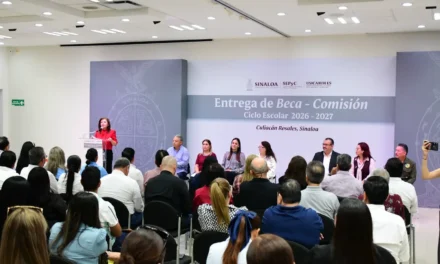 ENTREGA SEPYC 109 BECAS COMISIÓN A DOCENTES DE EDUCACIÓN BÁSICA PARA ESTUDIOS DE POSGRADO